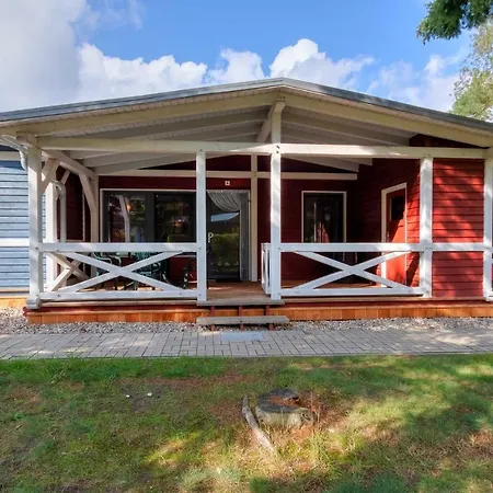 Ferienhaus Bergstrasse 4 بيت للعطل *