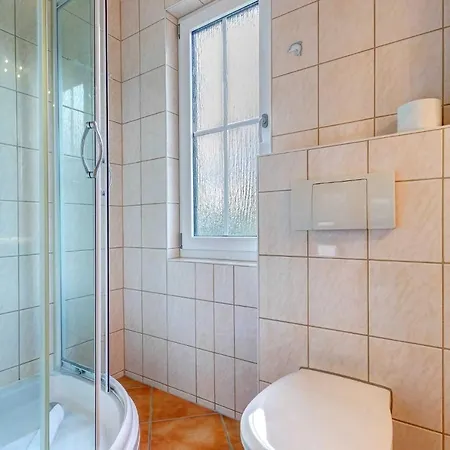 Ferienhaus Bergstrasse 4 كورسفانت