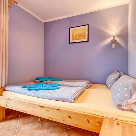 Ferienhaus Bergstrasse 4 * كورسفانت